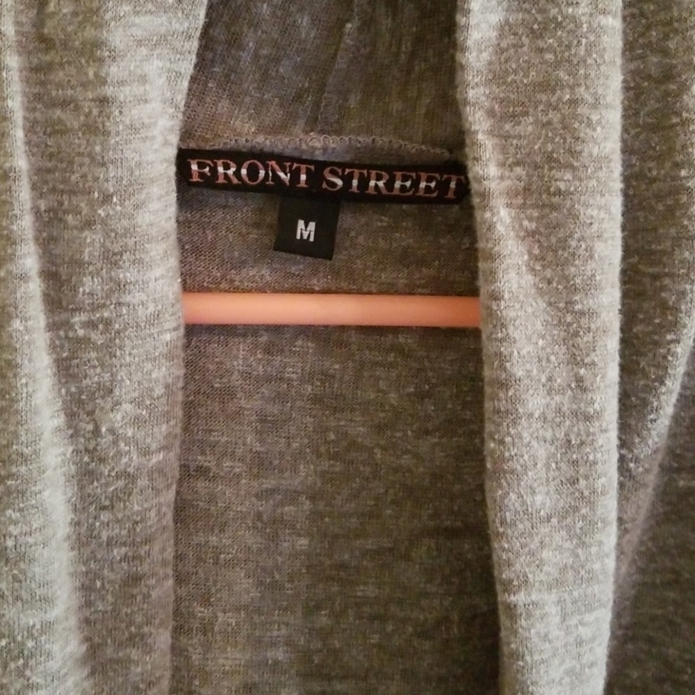 Cardigan - Picture 2 of 4